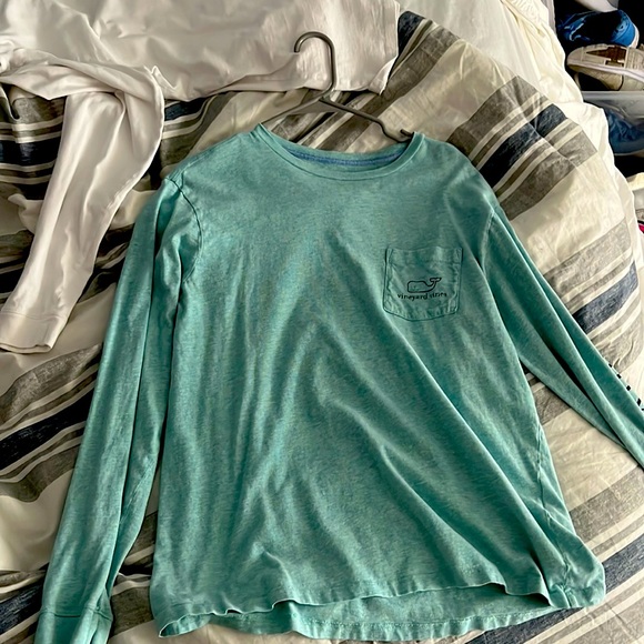 A teal long sleeve vineyard vines T shirt - Picture 1 of 3